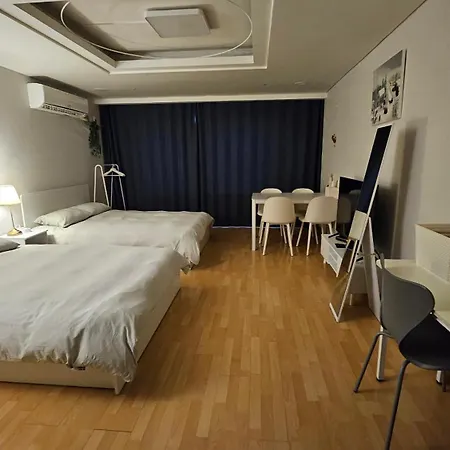 Hongdae Cleanhouse