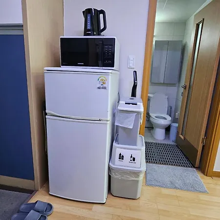 Hongdae Cleanhouse