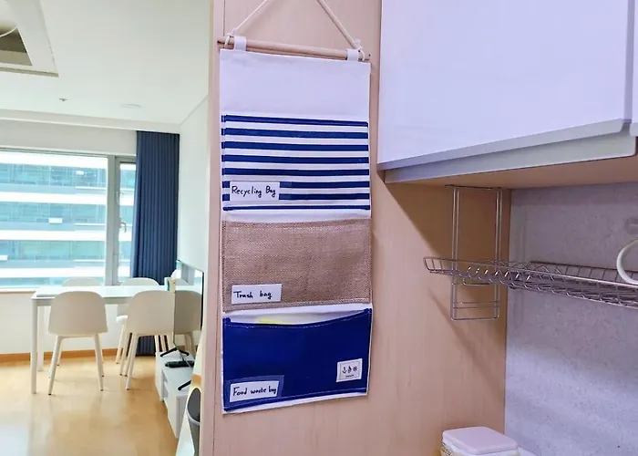 Hongdae Cleanhouse 4*
